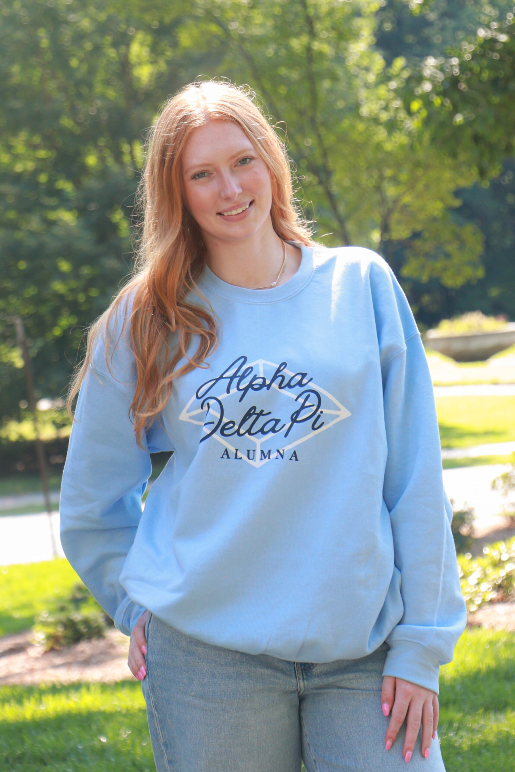 Alumna Crewneck